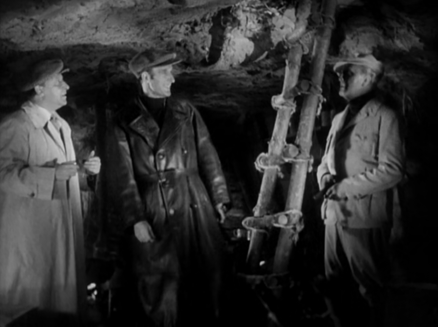The Hound of the Baskervilles (1937) Screenshot 3