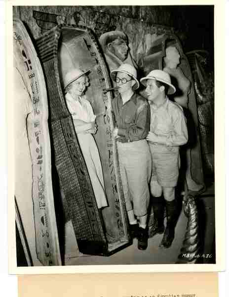 Mummy's Boys (1936) Screenshot 3