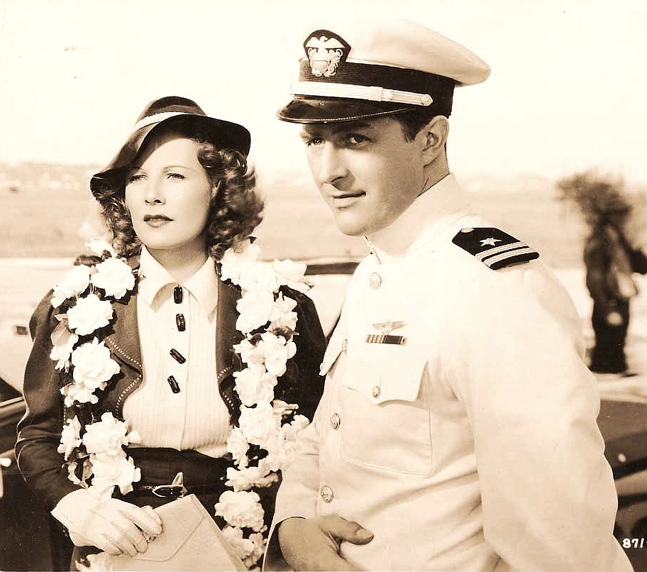 Wings Over Honolulu (1937) Screenshot 3