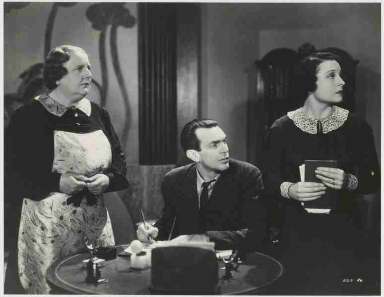 Footsteps in the Sand (1939) Screenshot 1
