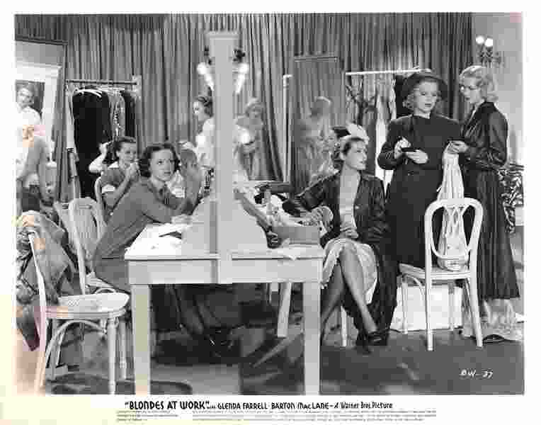 Blondes at Work (1938) Screenshot 1
