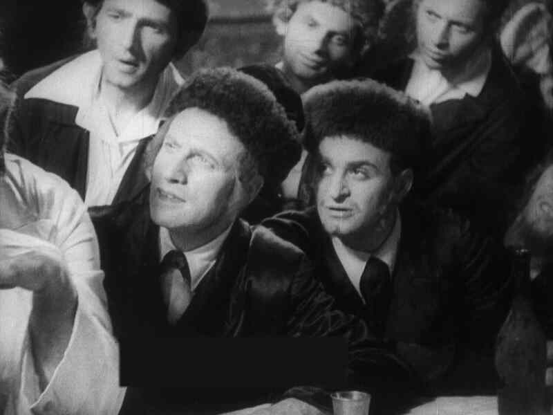 The Dybbuk (1937) Screenshot 4
