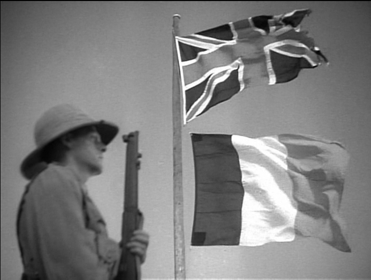 It Happened in Gibraltar (1938) Screenshot 4 
