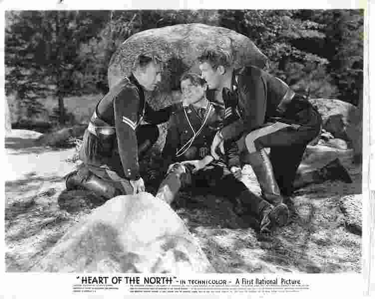 Heart of the North (1938) Screenshot 1