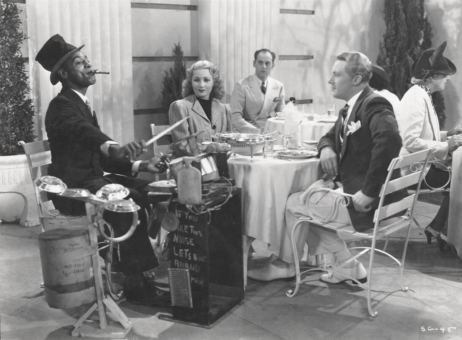 She's Got Everything (1937) Screenshot 1 