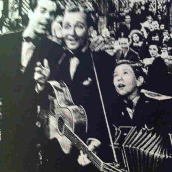Sing, You Sinners (1938) Screenshot 1
