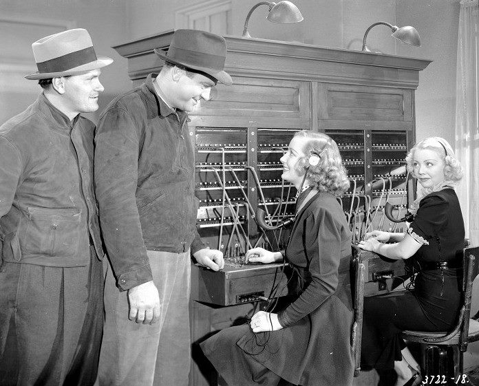 Telephone Operator (1937) Screenshot 2