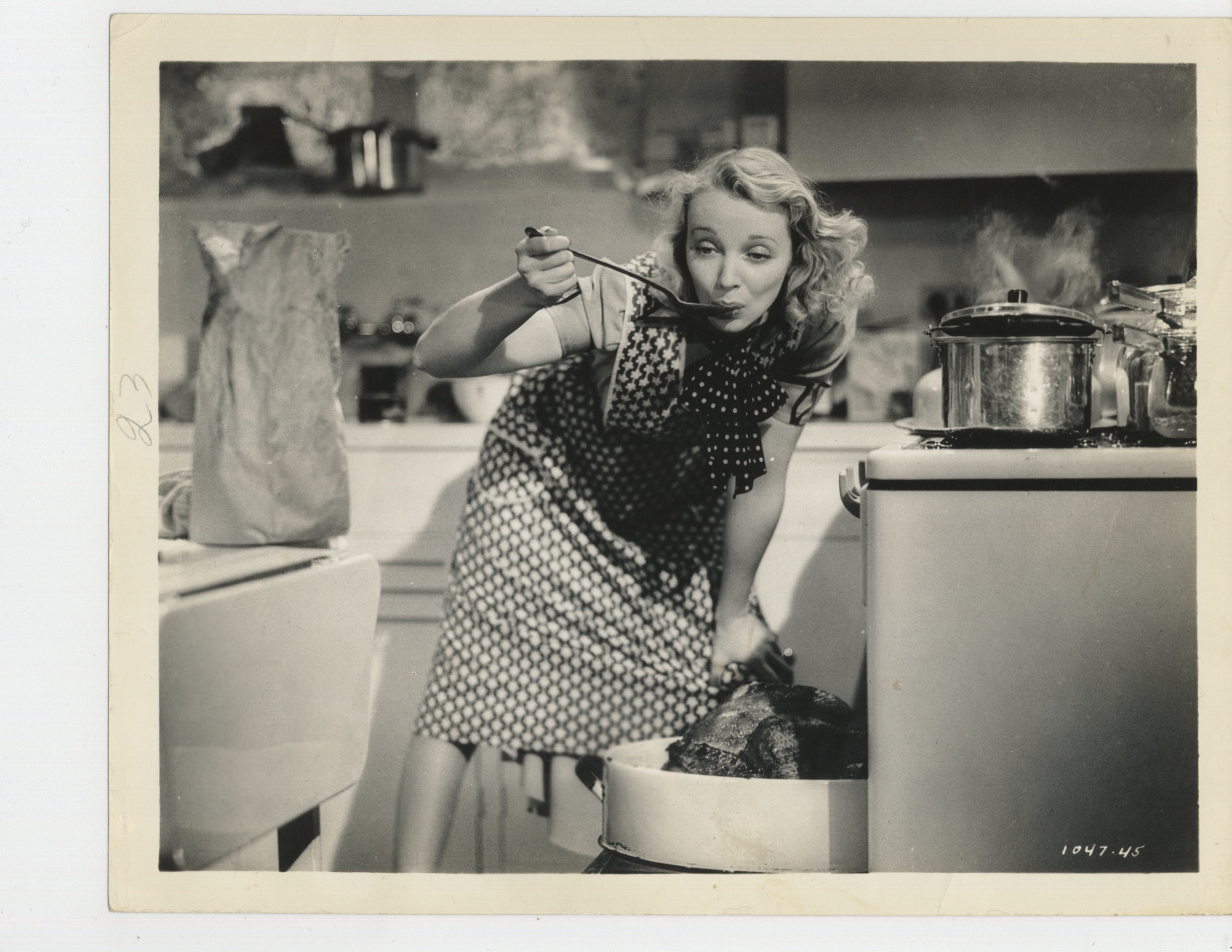 Woman Against Woman (1938) Screenshot 1 