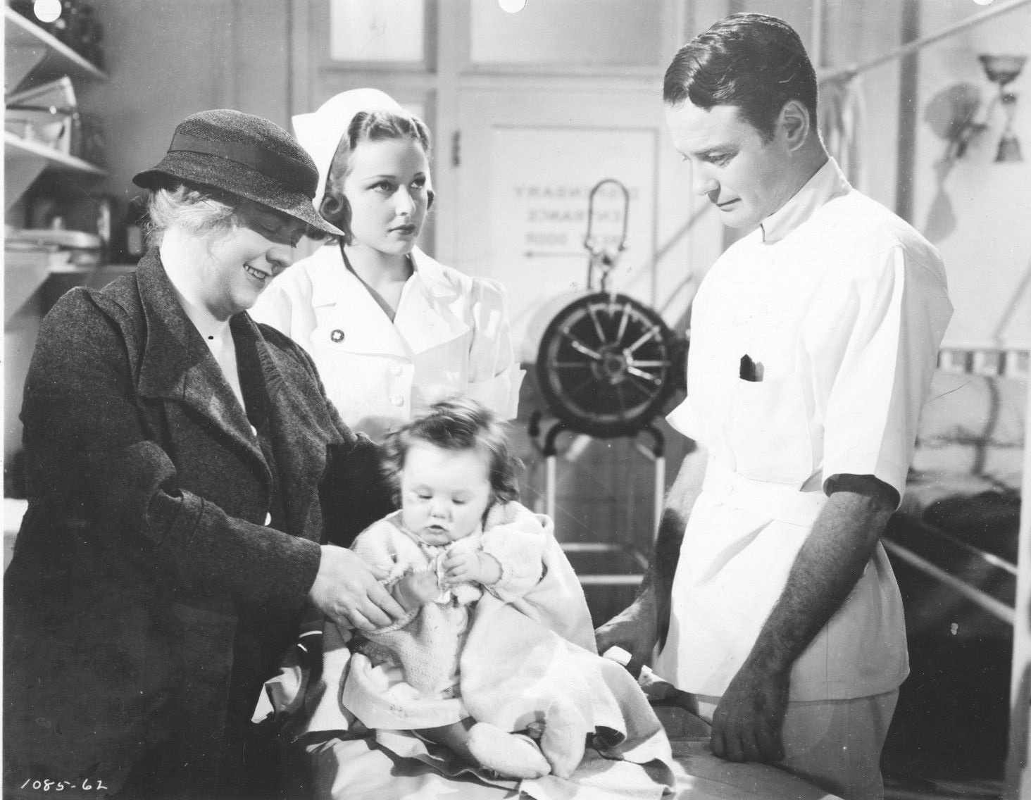 Calling Dr. Kildare (1939) Screenshot 3