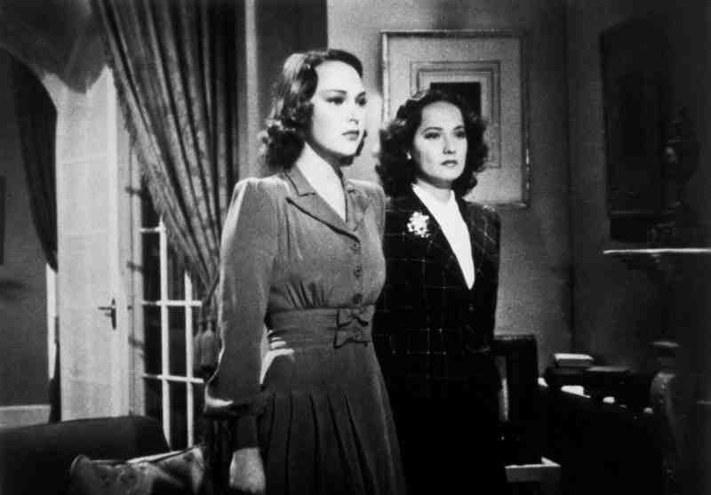 The Lion Has Wings (1939) Screenshot 4