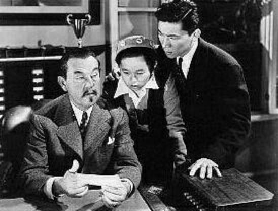 Charlie Chan's Murder Cruise (1940) Screenshot 3 
