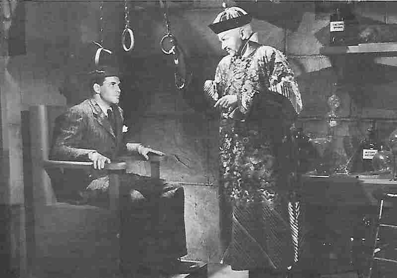 Drums of Fu Manchu (1940) Screenshot 3