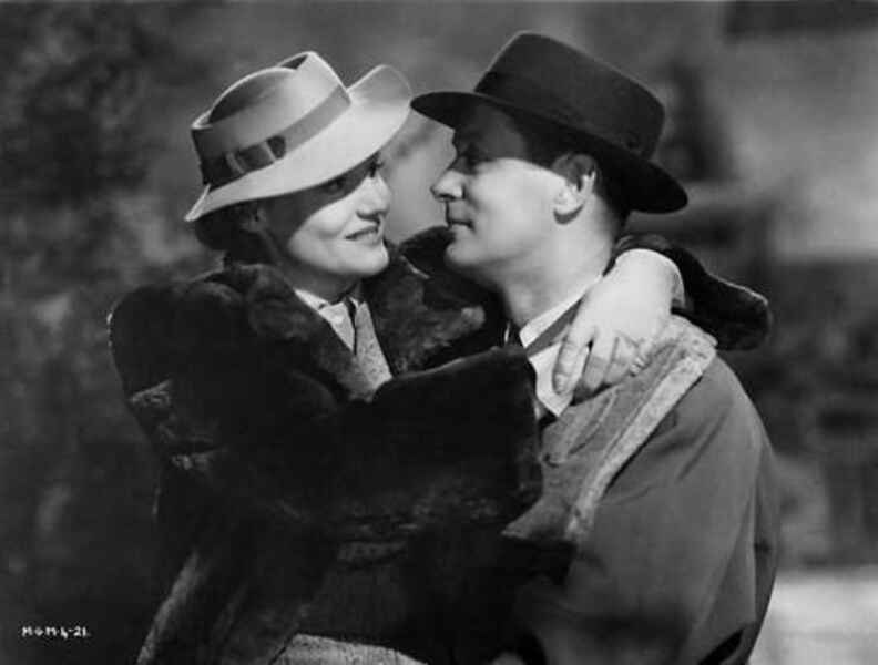 Haunted Honeymoon (1940) Screenshot 5