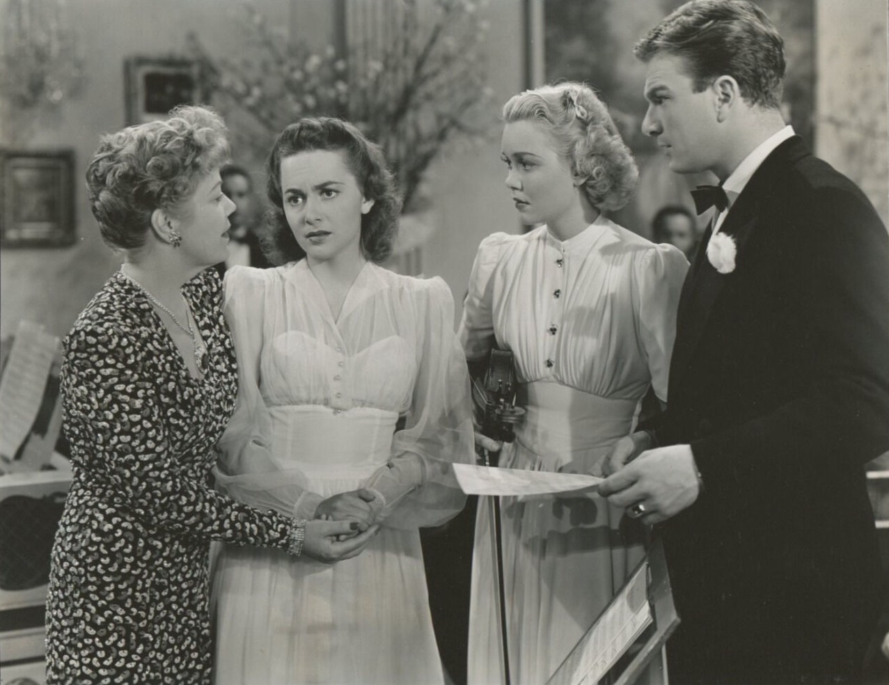 My Love Came Back (1940) Screenshot 2 