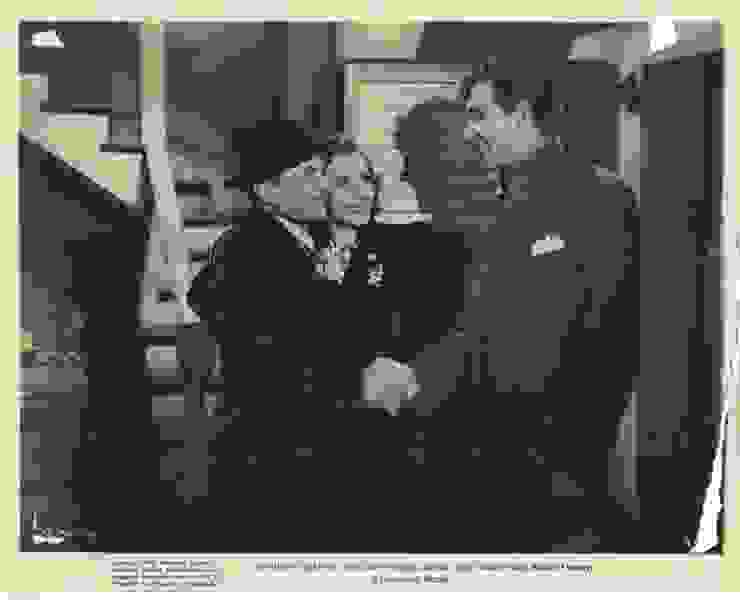 Opened by Mistake (1940) Screenshot 3