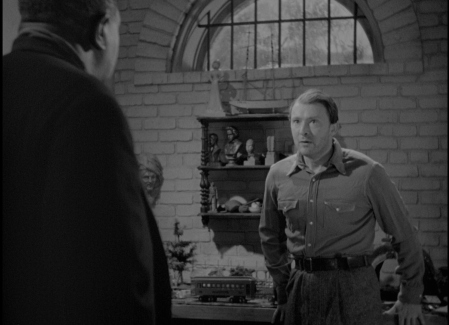 Among the Living (1941) Screenshot 3