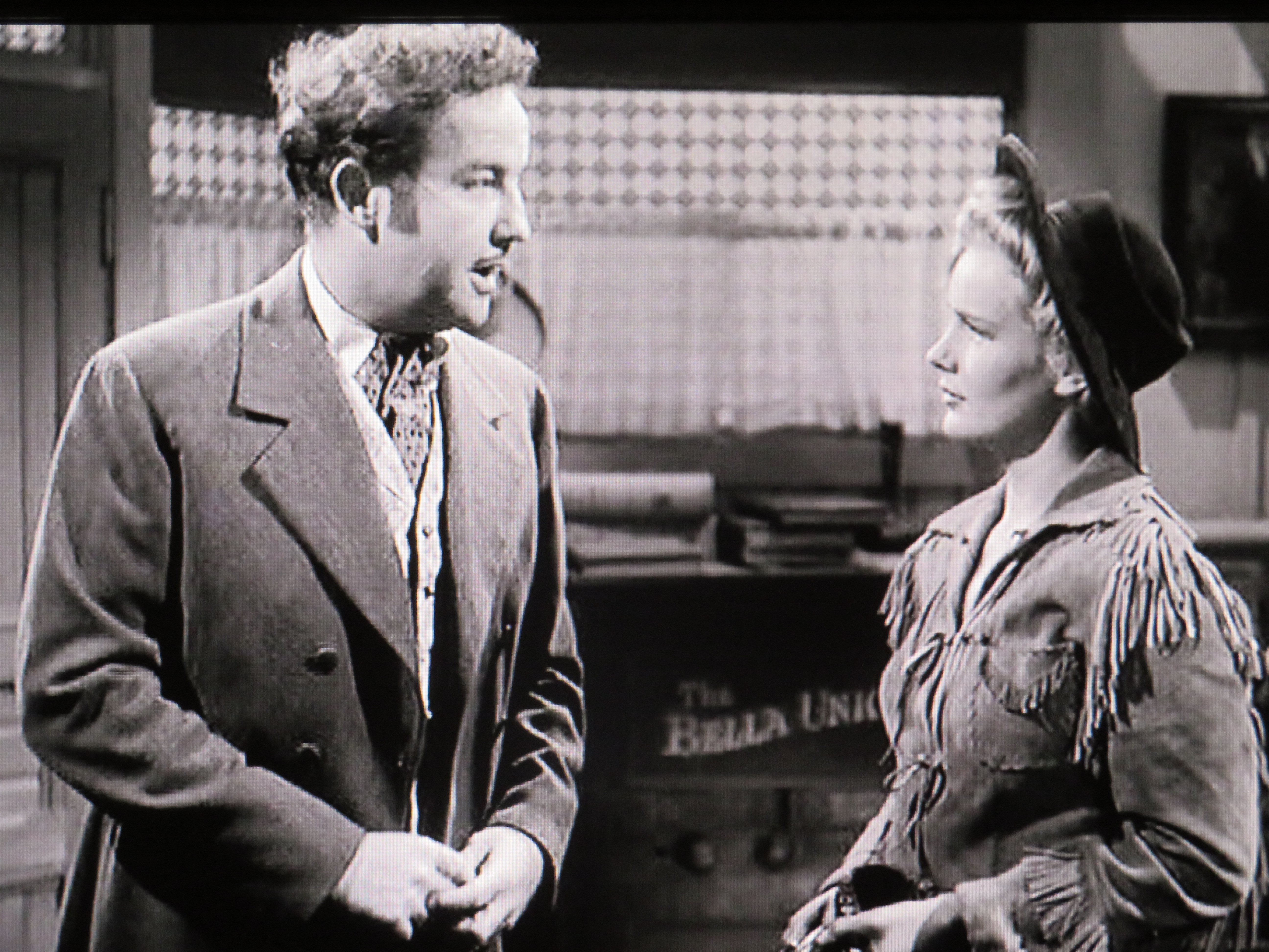 Badlands of Dakota (1941) Screenshot 3