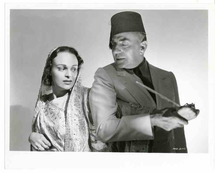 Dark Streets of Cairo (1940) Screenshot 4