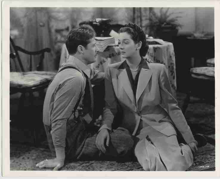 The Feminine Touch (1941) Screenshot 1