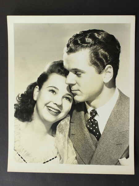 Her First Beau (1941) Screenshot 1