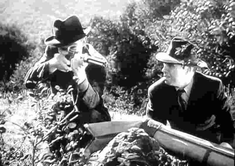 Highway West (1941) Screenshot 2