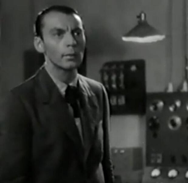 International Lady (1941) Screenshot 3