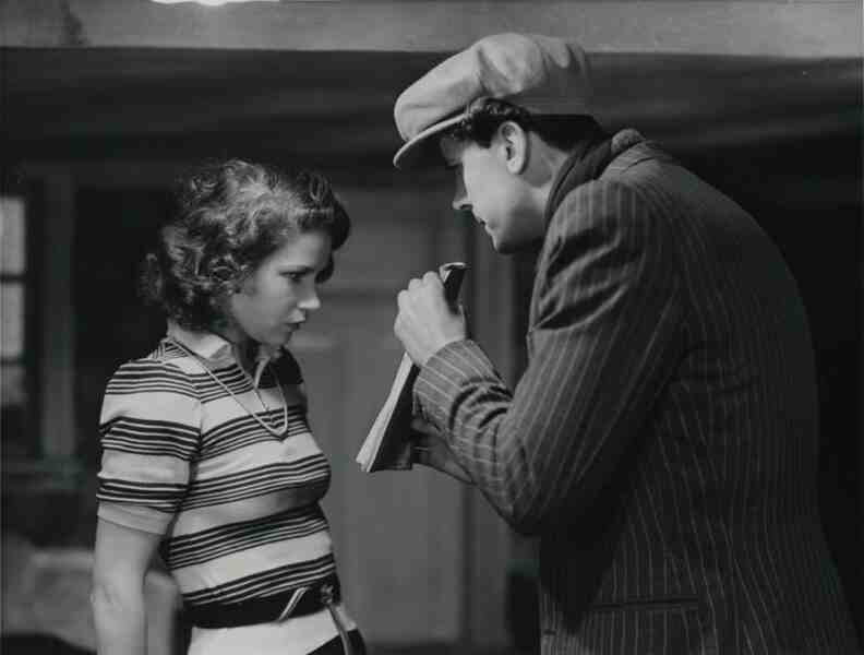 Derailed (1942) Screenshot 2