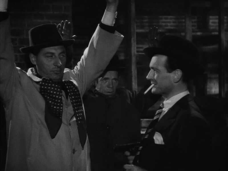 The Murderer Lives at Number 21 (1942) Screenshot 4