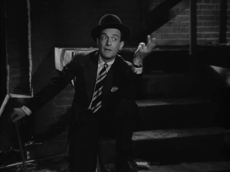 The Murderer Lives at Number 21 (1942) Screenshot 5