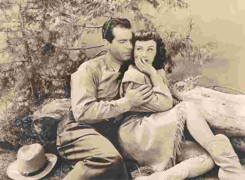 The Forest Rangers (1942) Screenshot 2