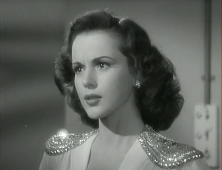 Somewhere I'll Find You (1942) Screenshot 3