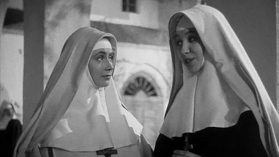 Angels of Sin (1943) Screenshot 3