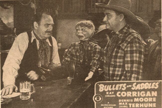 Bullets and Saddles (1943) Screenshot 4