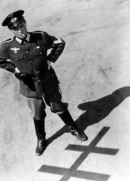 The Cross of Lorraine (1943) Screenshot 1