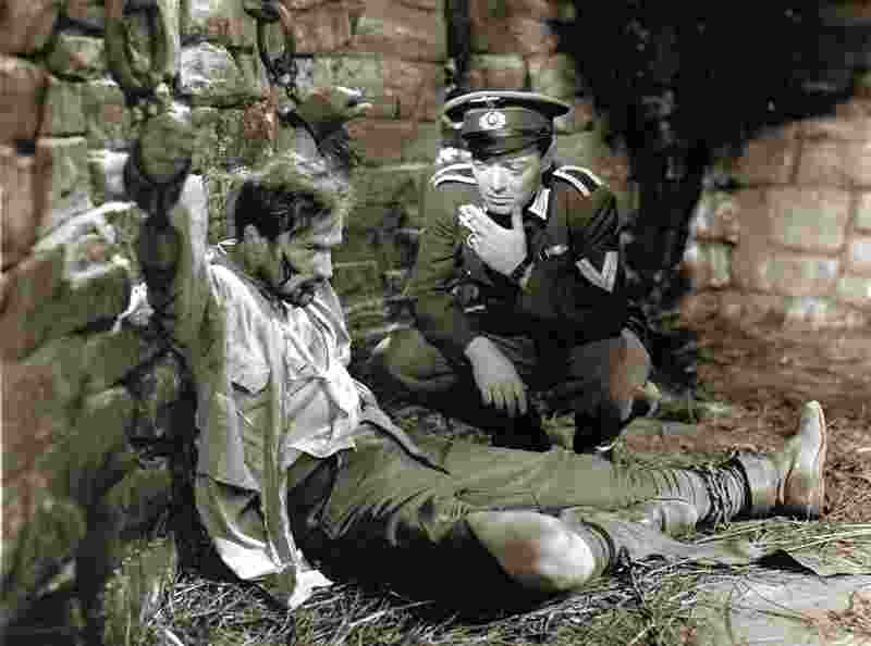 The Cross of Lorraine (1943) Screenshot 3