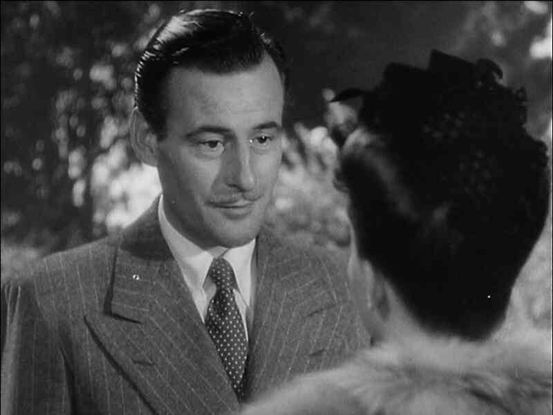 The Falcon and the Co-eds (1943) Screenshot 2