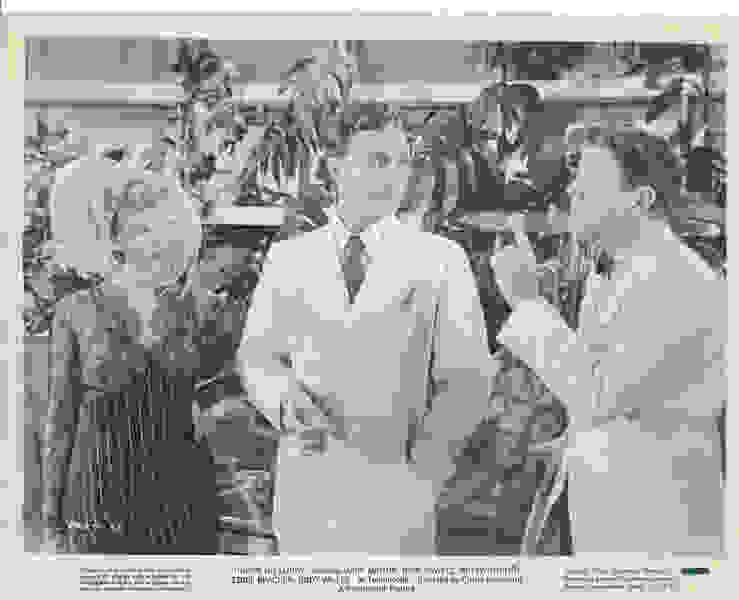 Happy Go Lucky (1943) Screenshot 3