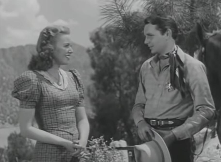 Hoppy Serves a Writ (1943) Screenshot 2 