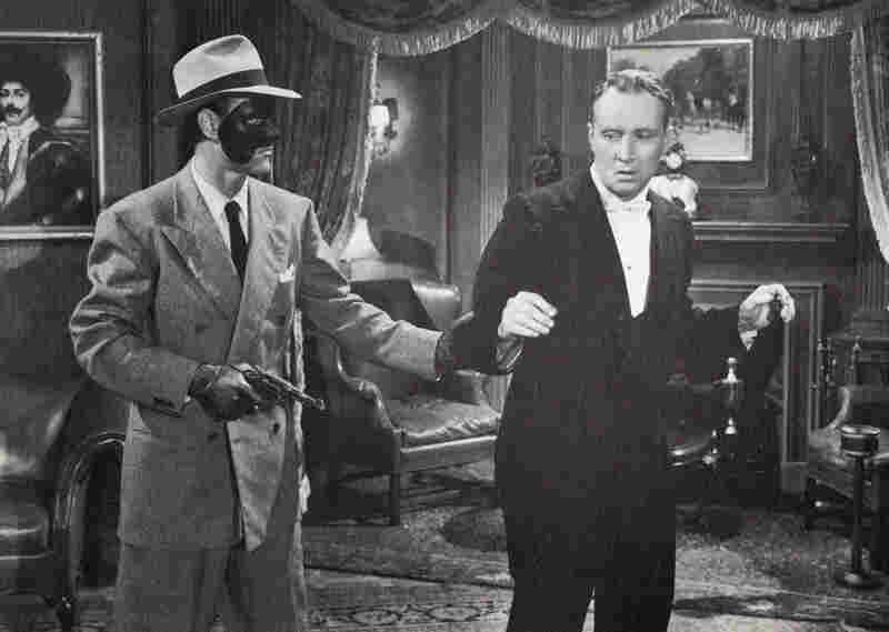 The Masked Marvel (1943) Screenshot 5