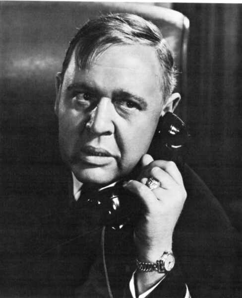Stand by for Action (1942) Screenshot 3