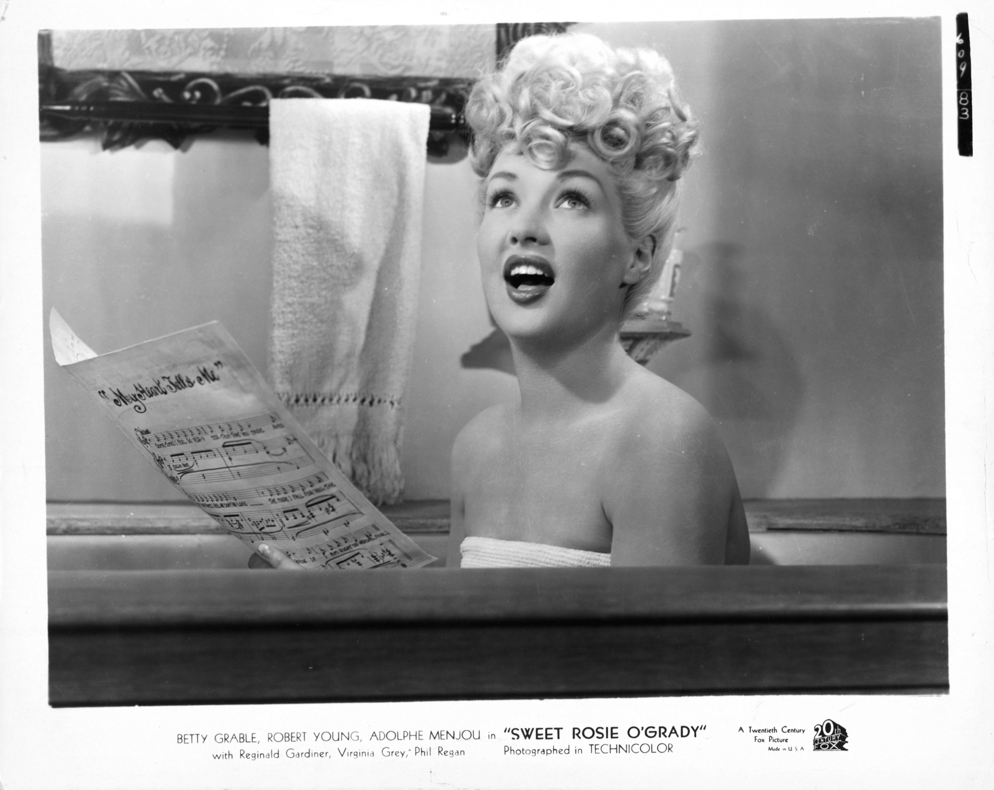 Sweet Rosie O'Grady (1943) Screenshot 1 