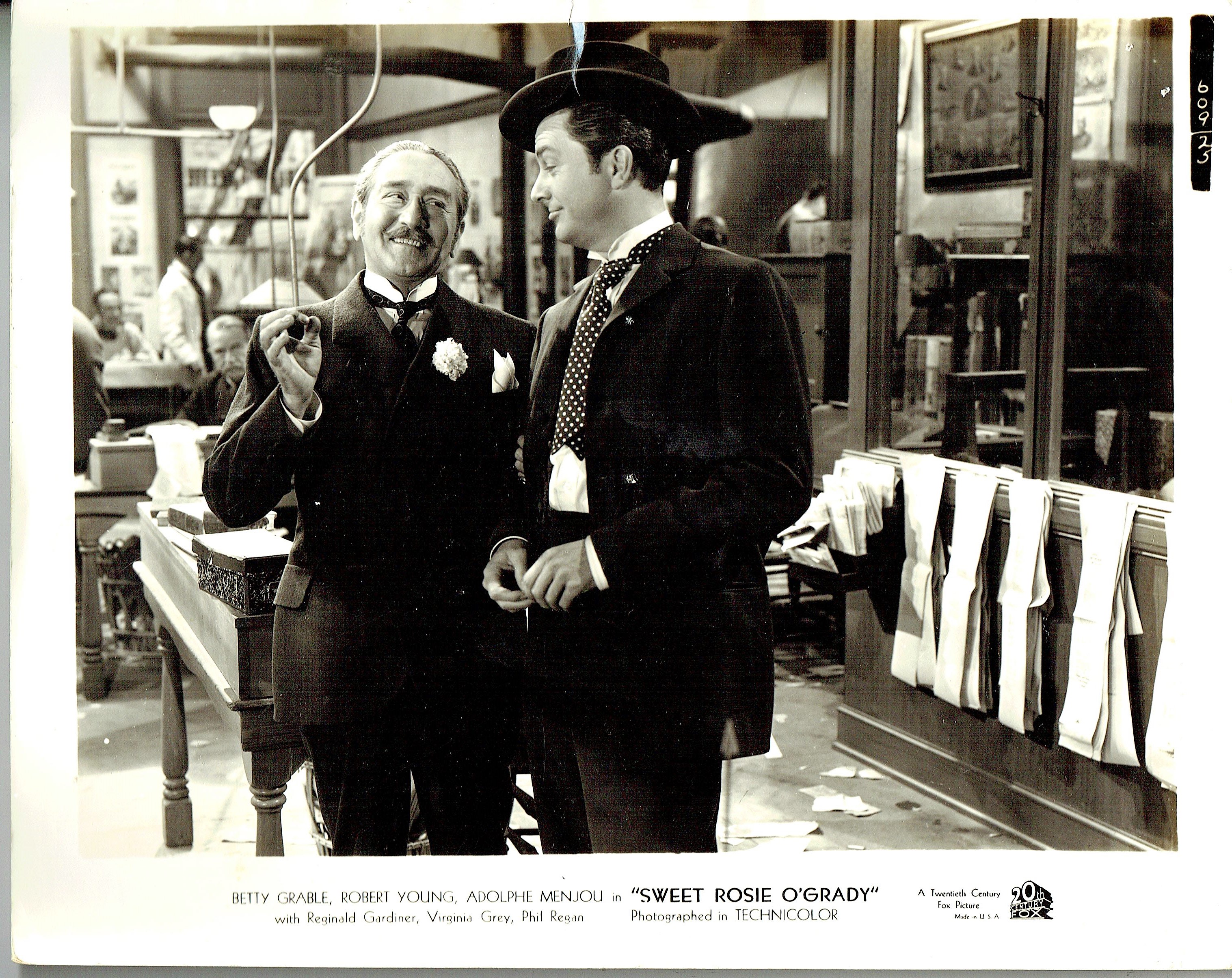 Sweet Rosie O'Grady (1943) Screenshot 2 