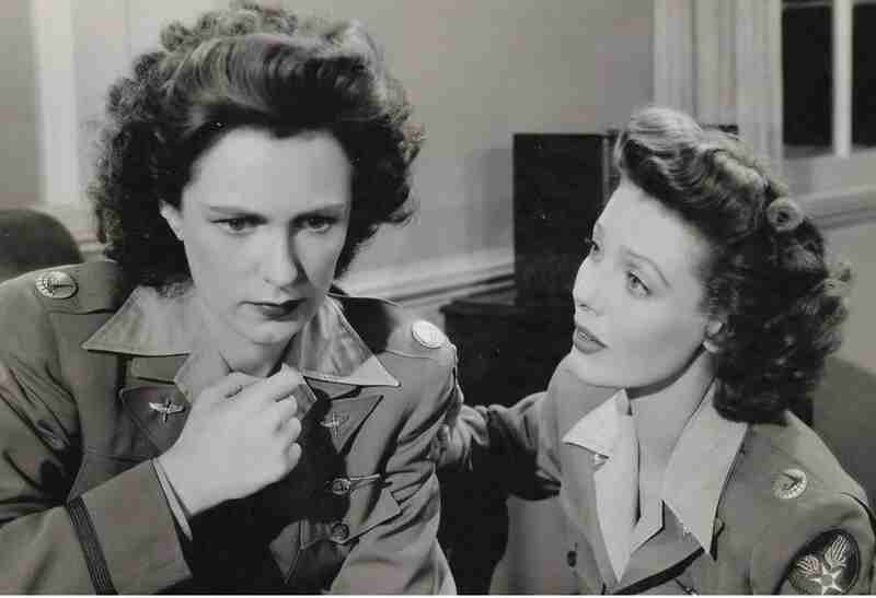 Ladies Courageous (1944) Screenshot 1