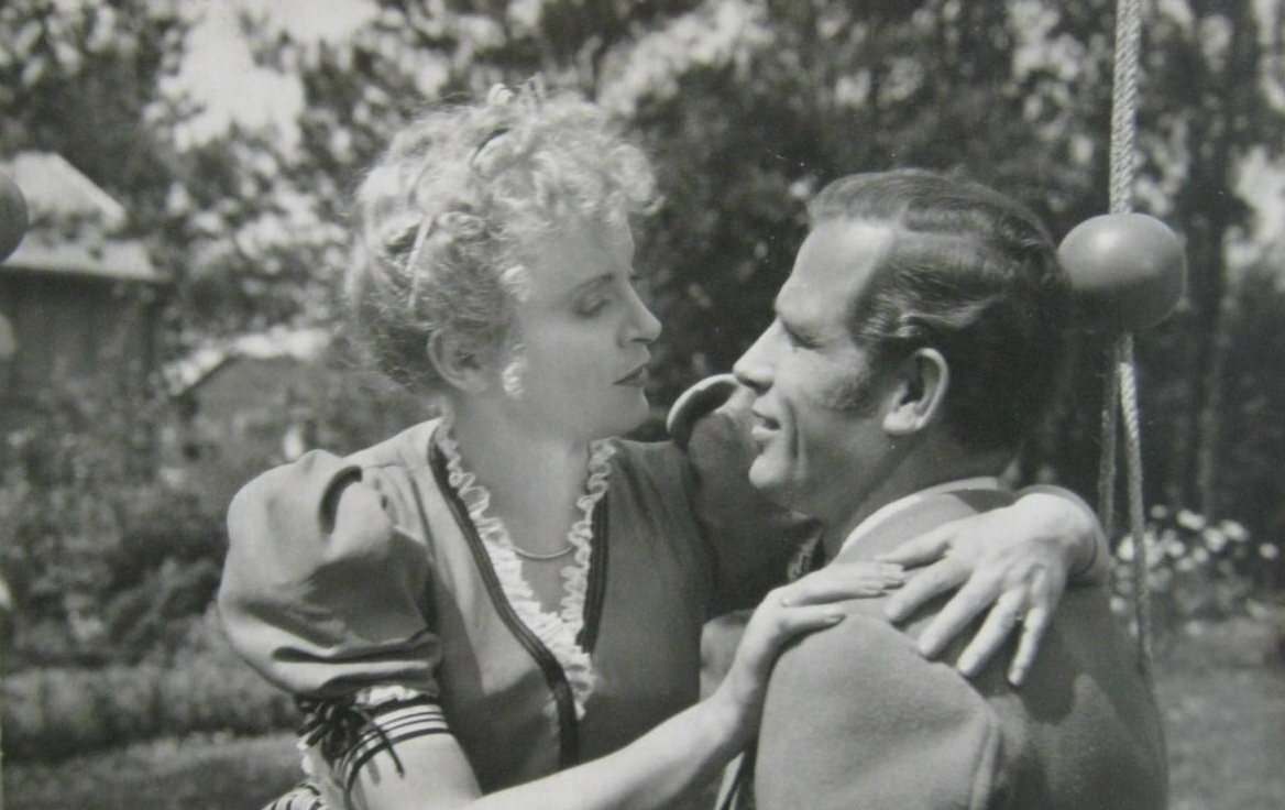 Nora (1944) Screenshot 2