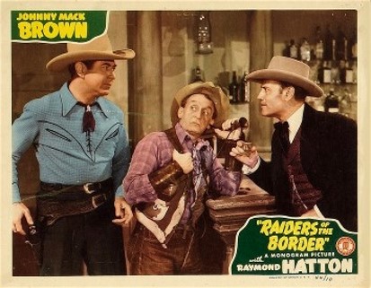 Raiders of the Border (1944) Screenshot 2
