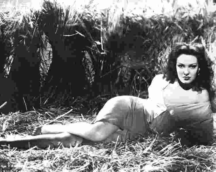 Summer Storm (1944) Screenshot 3