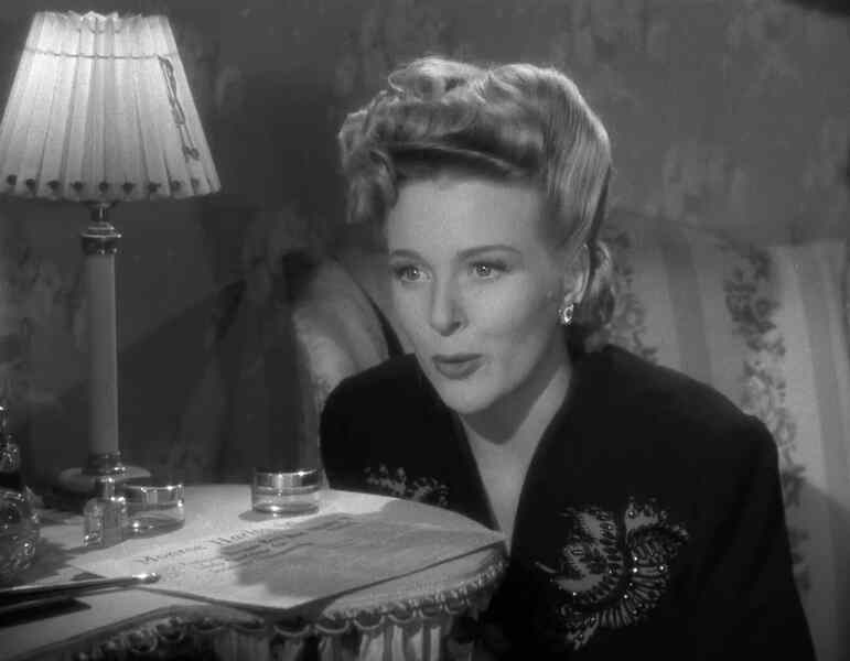 Weird Woman (1944) Screenshot 4
