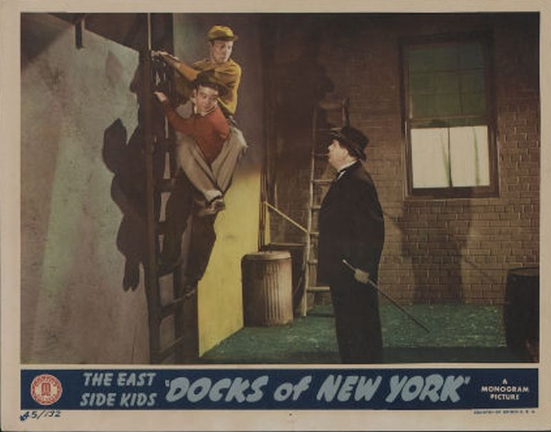 Docks of New York (1945) Screenshot 2 