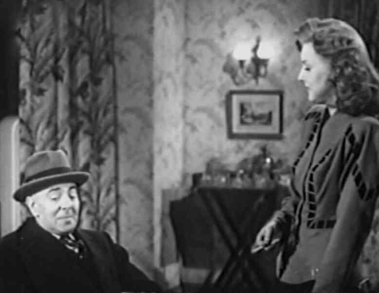 Midnight Manhunt (1945) Screenshot 5