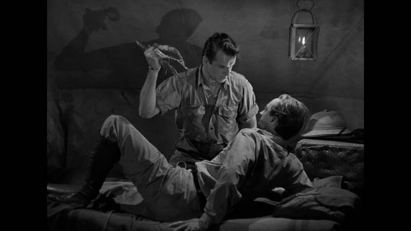 The Vampire's Ghost (1945) Screenshot 3